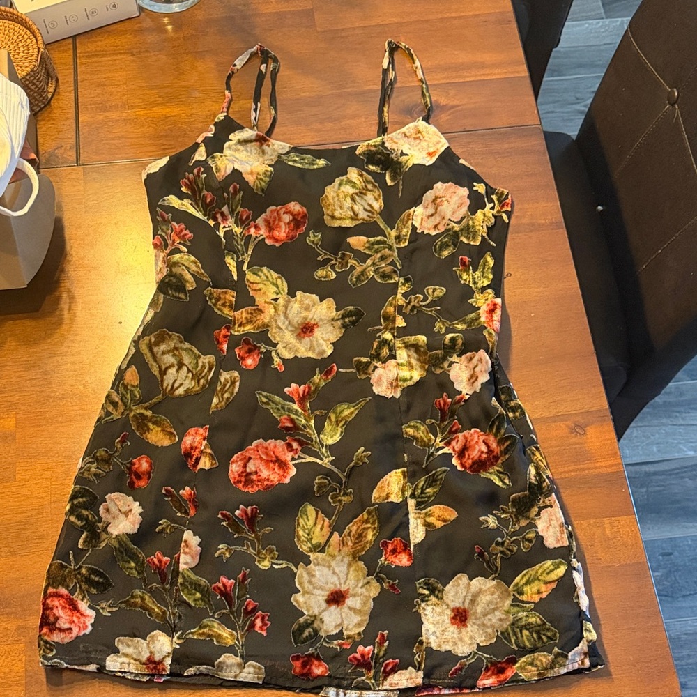 Lulu's Black Floral Mini Dress